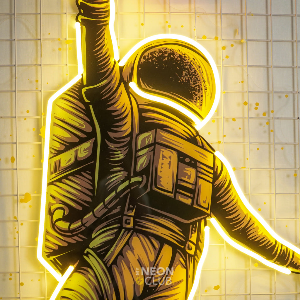 Basketball Shot Astronaut Neon Pop Art Néon Personnalisé | Enseigne LED Au Maroc – MyNeonClub