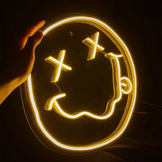Melting Smiley Face Néon Personnalisé | Enseigne LED Au Maroc – MyNeonClub