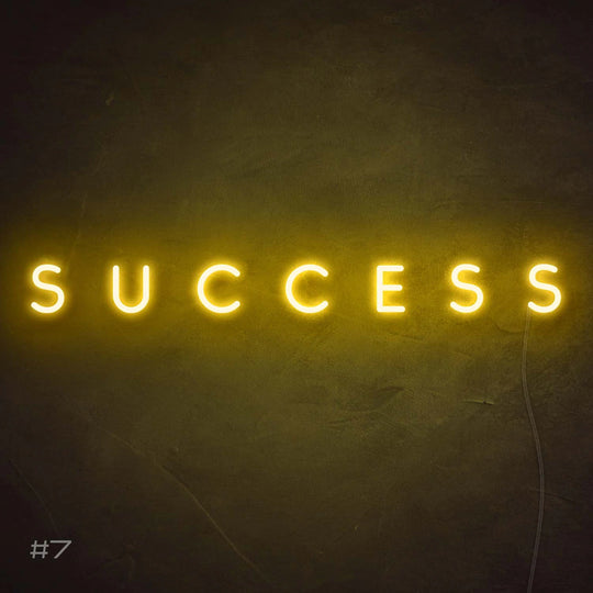 Success Néon Personnalisé | Enseigne LED Au Maroc – MyNeonClub