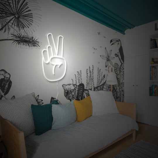 Peace Néon Personnalisé | Enseigne LED Au Maroc – MyNeonClub